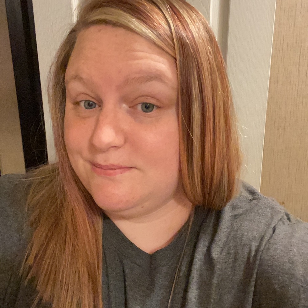 Meet your Posher, April